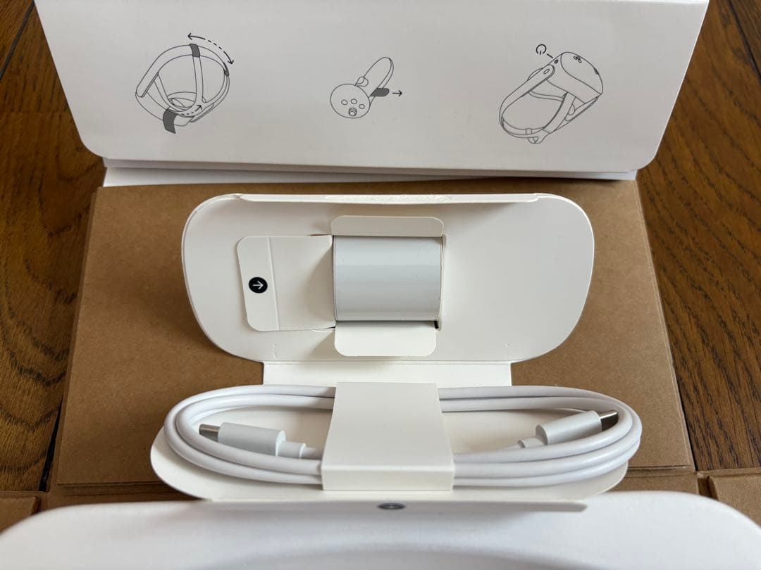 8月14日購入 ほぼ未使用  Quest 3S 128GB VR メタ