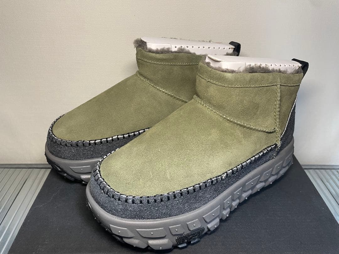 ケン様　新品 UGG VENTURE DAZE ULTRA MINI 26cm