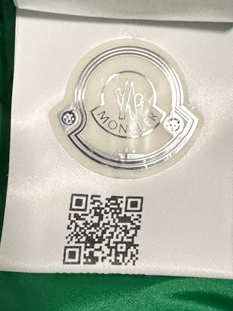 MONCLER 美品グリーンダウンファーベスト