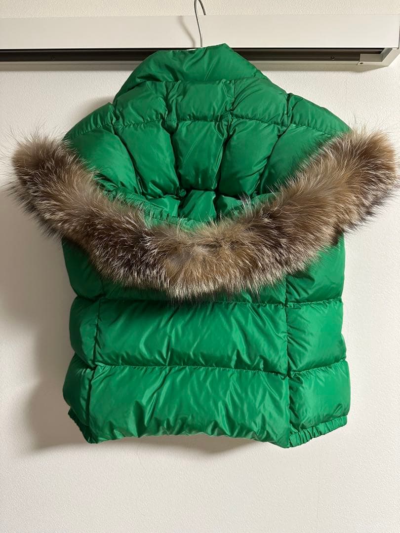 MONCLER 美品グリーンダウンファーベスト