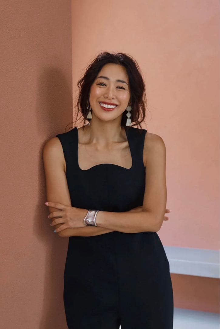 新品未使用　Sサイズ　ブラック　werthy FLY HIGH JUMPSUIT