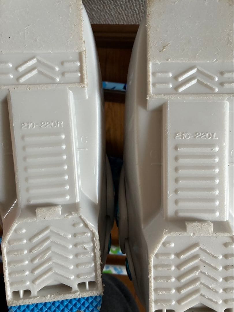 【男の子】スキー板　ストック　スキー靴 ４点セット 小学生用