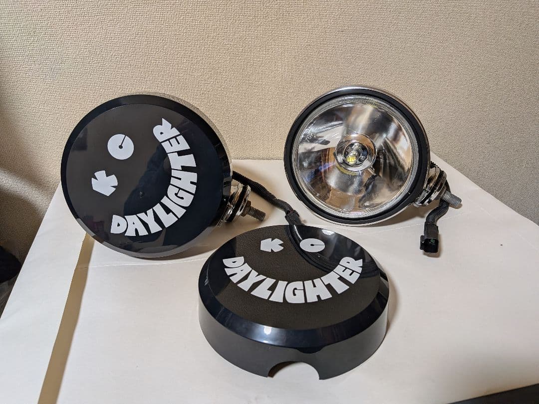 KCデイライター　ニコチャンカバー付き６インチ汎用LEDフォグランプ