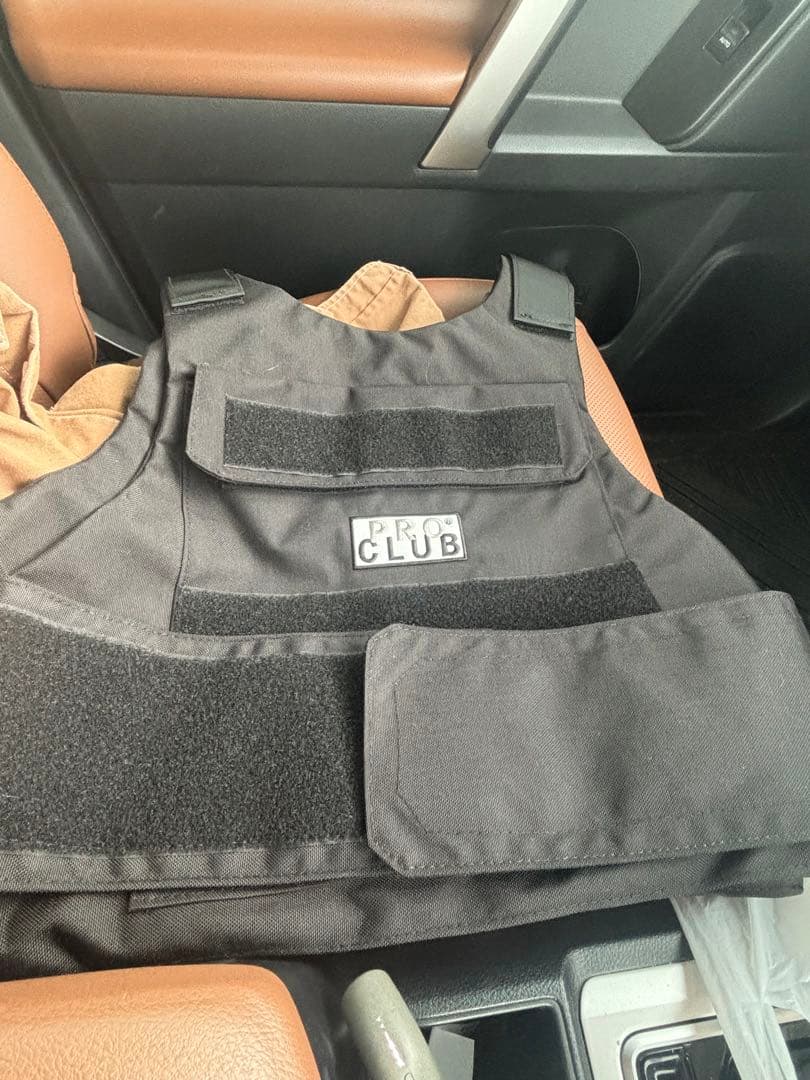 eyden着用　PRO CLUB プレートカリアーベスト