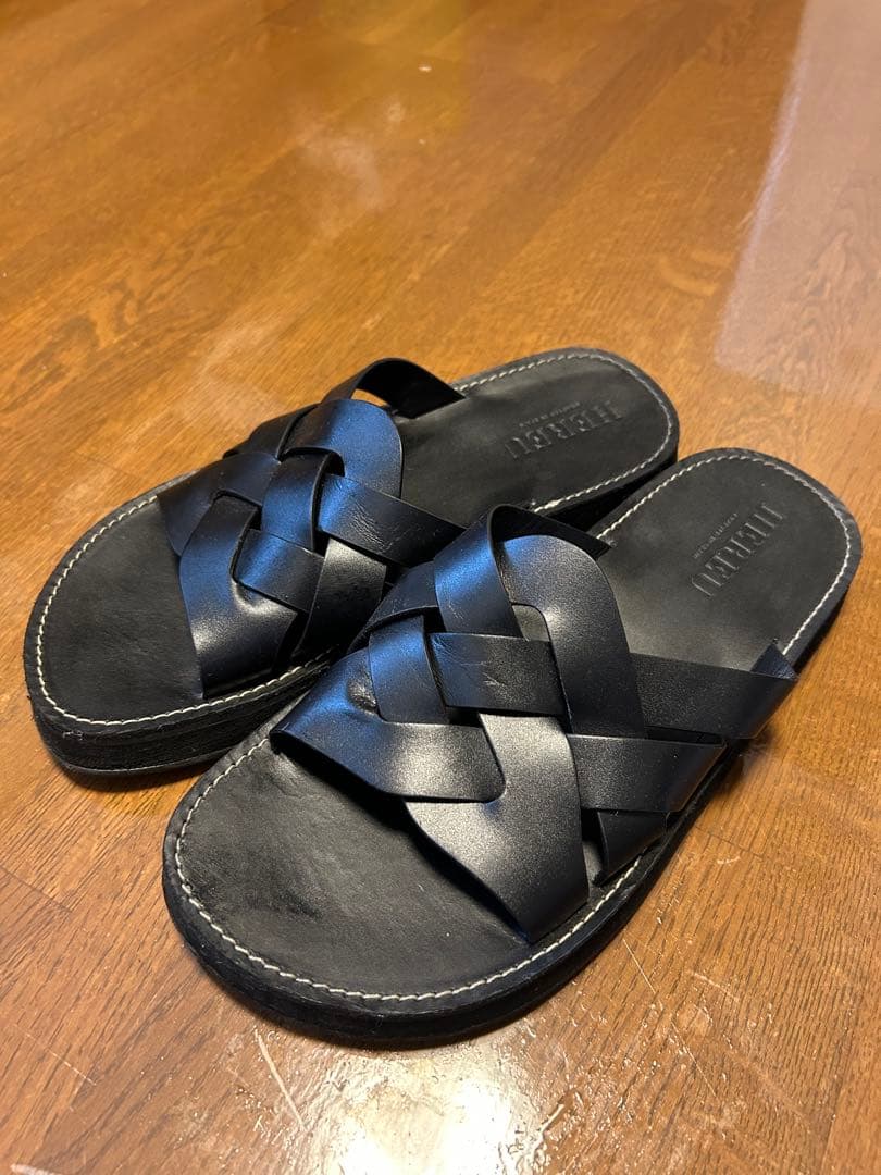 【お安くしました！】HEREU Espolレザーサンダル42