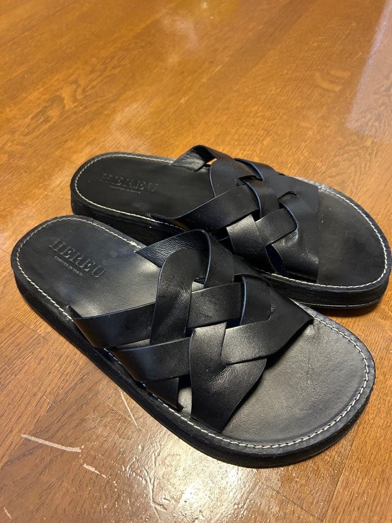 【お安くしました！】HEREU Espolレザーサンダル42