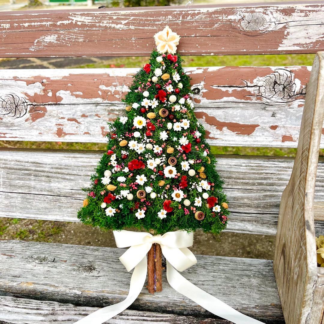 壁に飾るクリスマスツリーガーランド　ウォールツリー　スワッグ　クリスマスリース