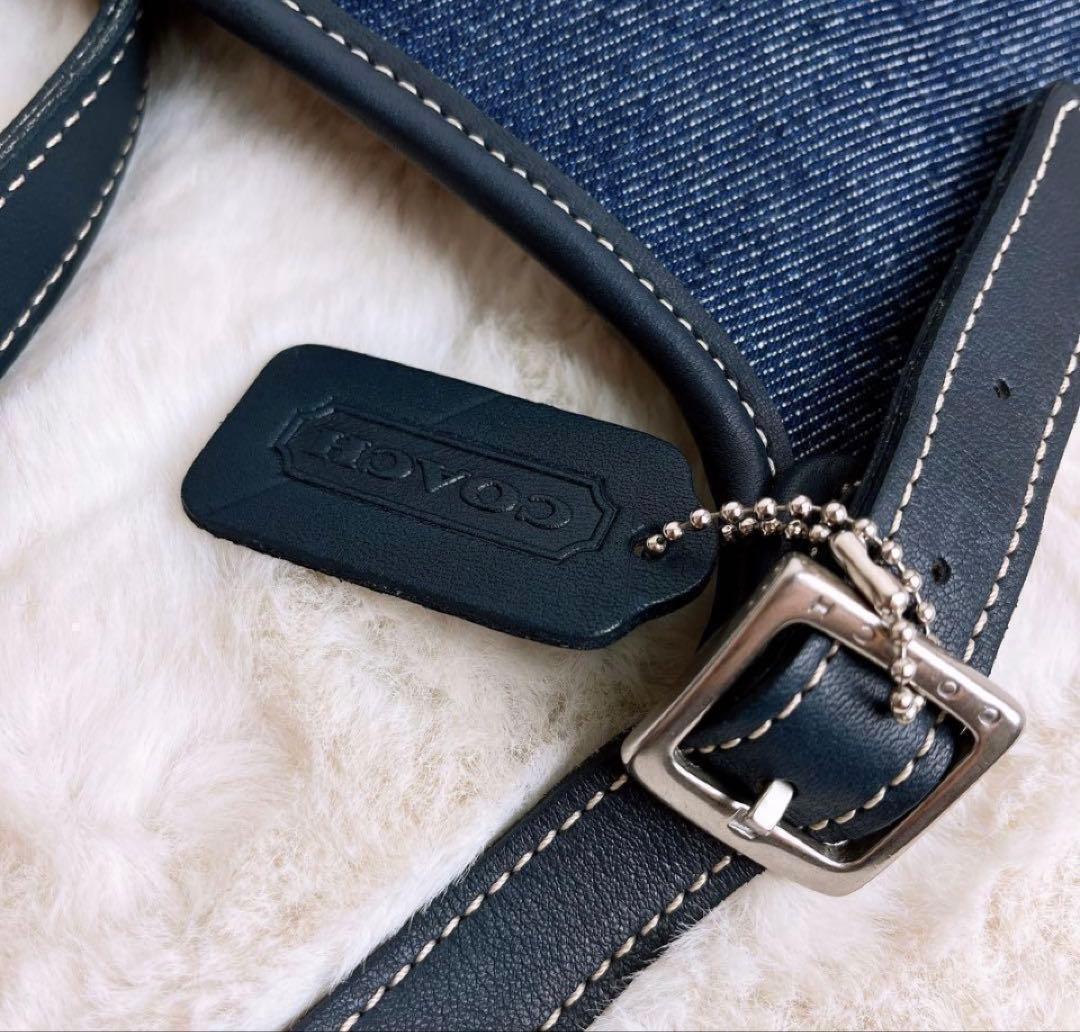 COACHコーチ ショルダーバッグ デニムブルー キャンバスチャーム付.