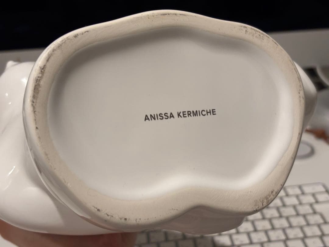 ANISSA KERMICHE 花瓶