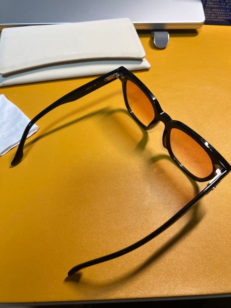 GENTLE MONSTERジェントルモンスター サングラス UNA.CN