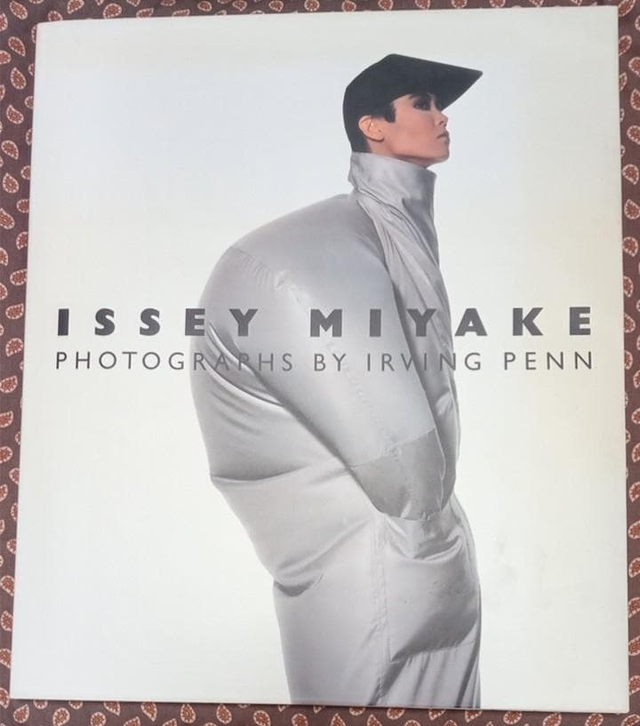 ISSWY MIYAKE 三宅一生写真アーヴィング・ペン写真集作品集