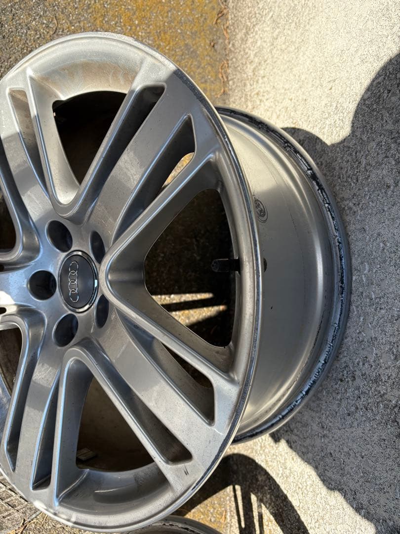 a*o様 Audi 18インチ 5スポークホイール