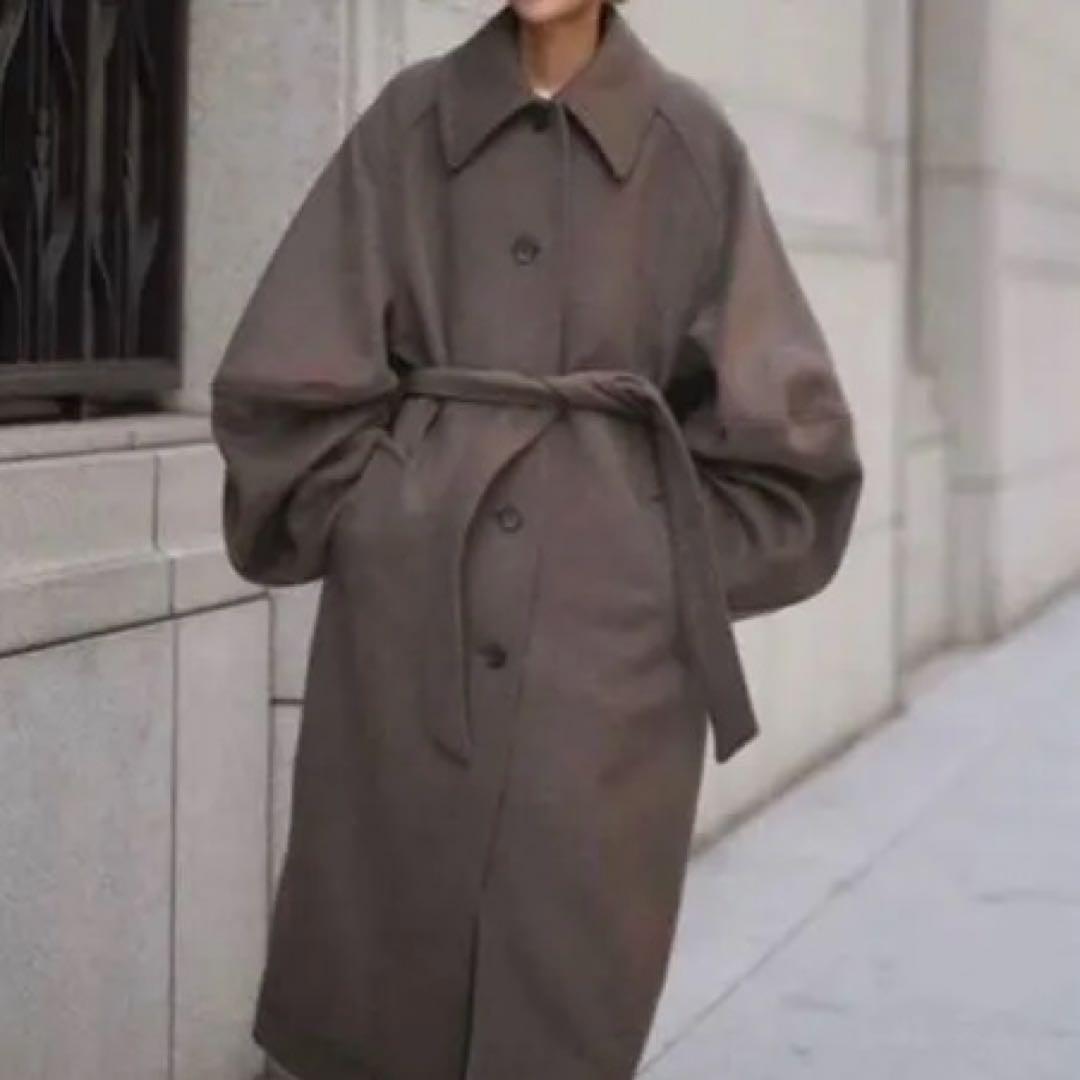 ぺこちゃん　ELLIE ボリュームスリーブコート　Mサイズ　完売品