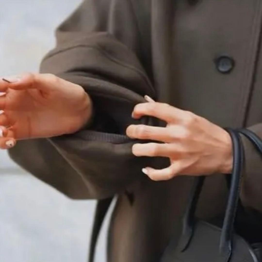 ぺこちゃん　ELLIE ボリュームスリーブコート　Mサイズ　完売品