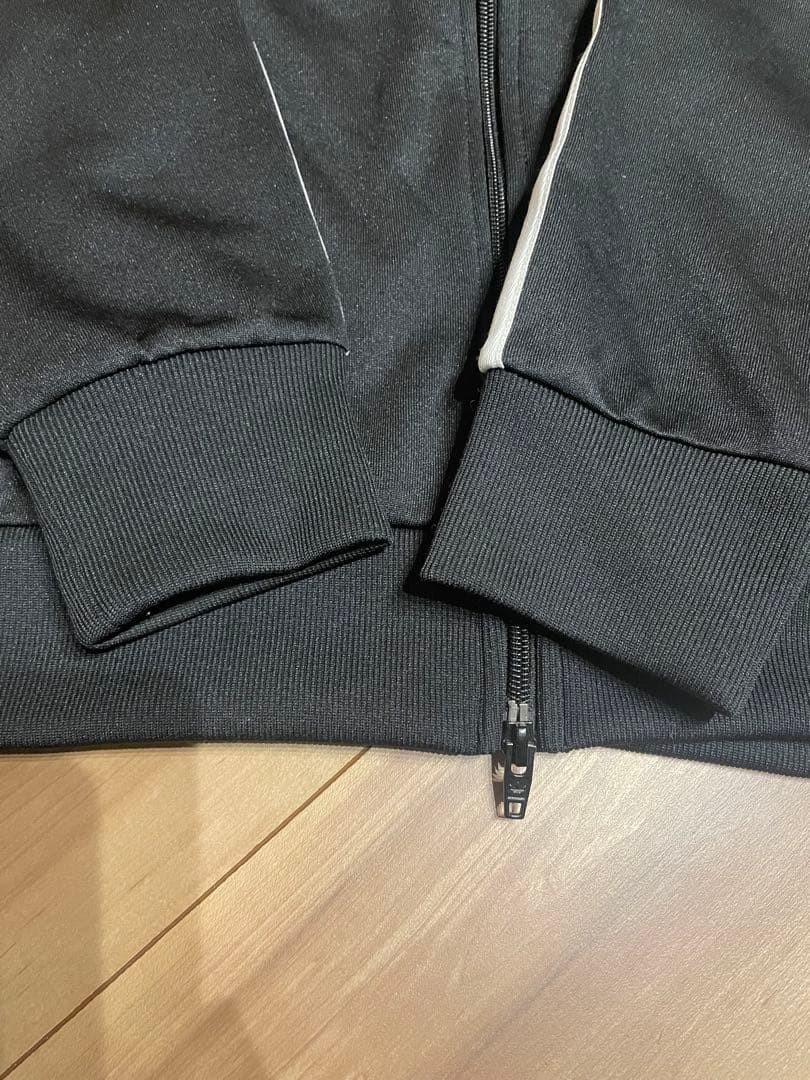adidas トラックジャケット　セットアップ　上下