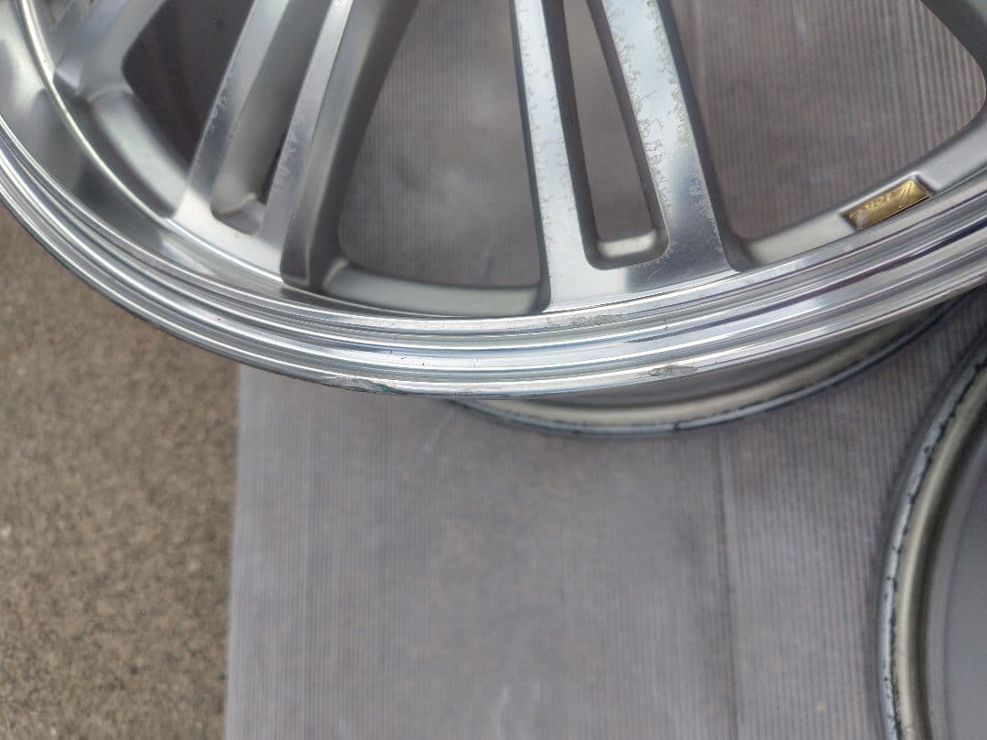 18インチ　ホイール　レオニス　ウェッズ　Weds　4本のうち２本　2／2