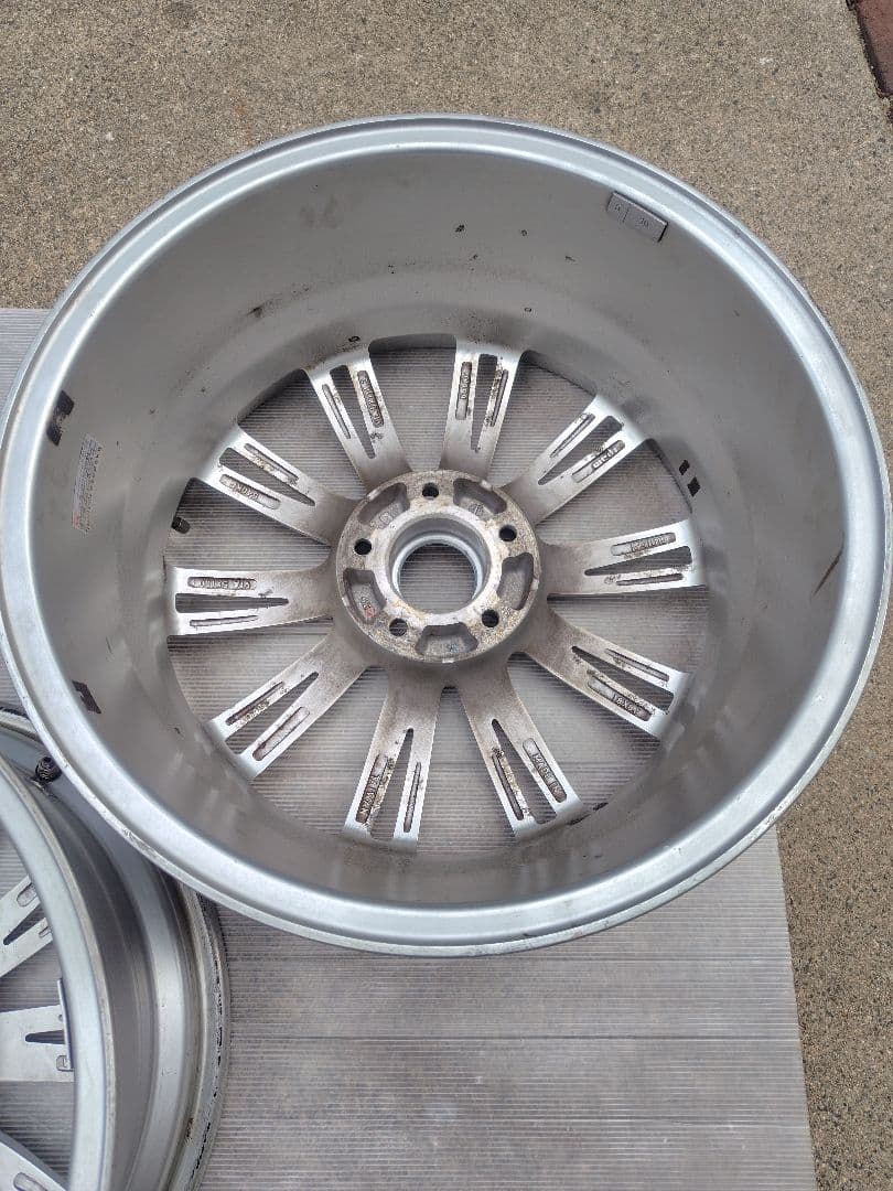 18インチ　ホイール　レオニス　ウェッズ　Weds　4本のうち２本　2／2