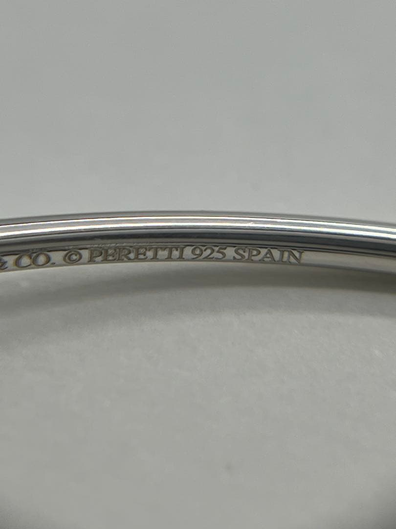 ティファニー TIFFANY エルサペレッティ ティアドロップ バングル SV