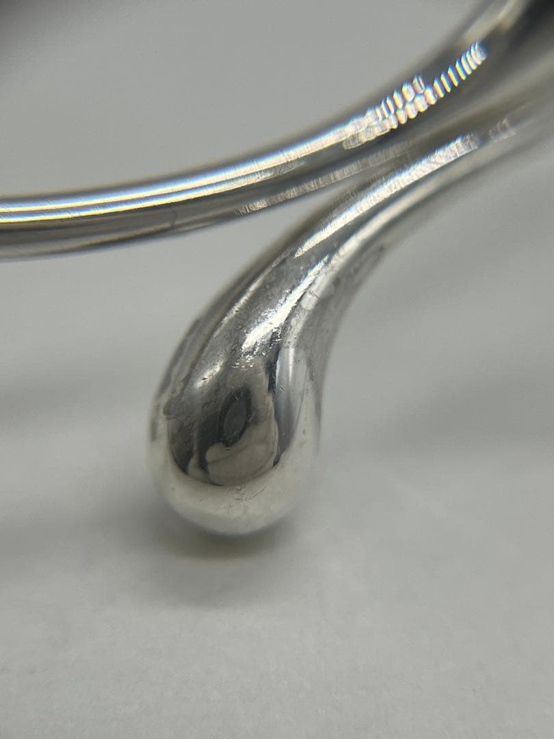 ティファニー TIFFANY エルサペレッティ ティアドロップ バングル SV