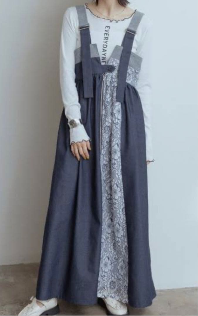 美品エイミーロウ　レース切り替えデニムワンピ　定価¥20000 サイズＦ