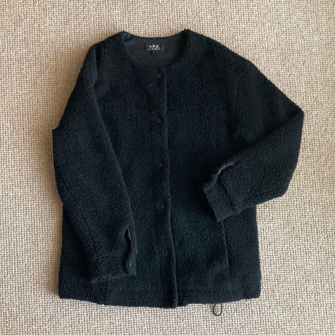 A.P.C. アーペーセー ノーカラー ボアブルゾン