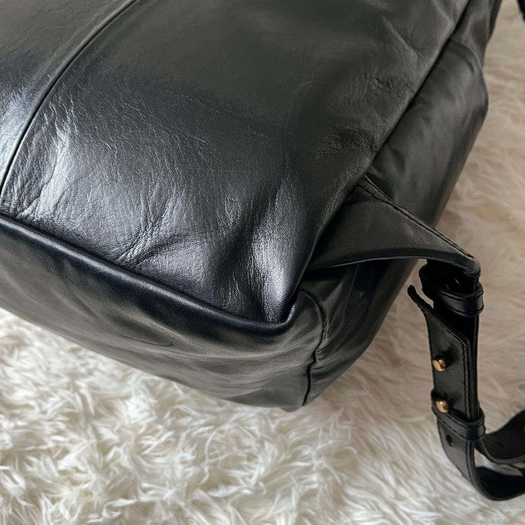 未使用級✨コーネリアンタウラス　タートルリュック　レザー　ブラック