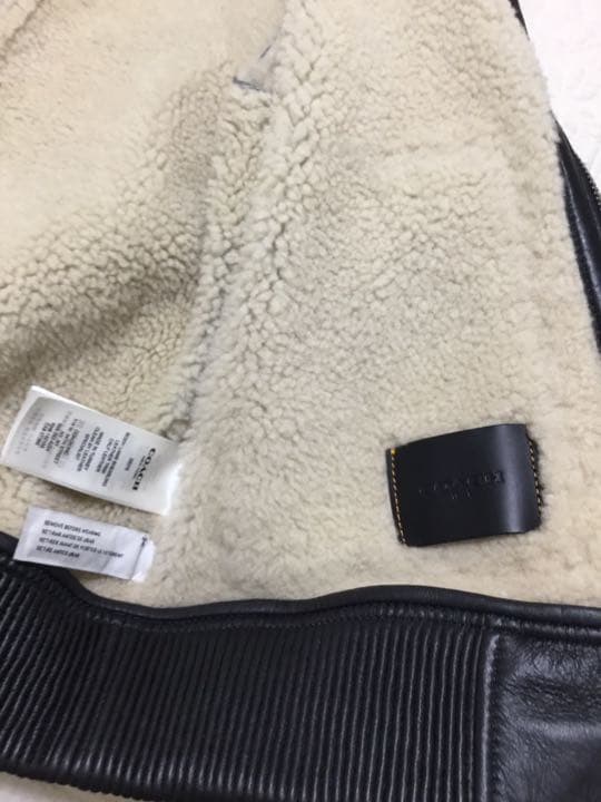 コーチリアルムートンコート