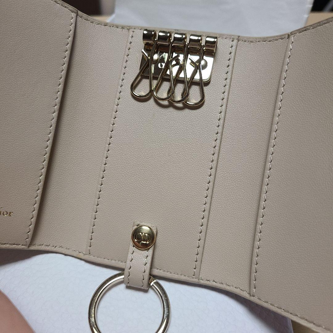 DIOR ベージュ レザー キーケース