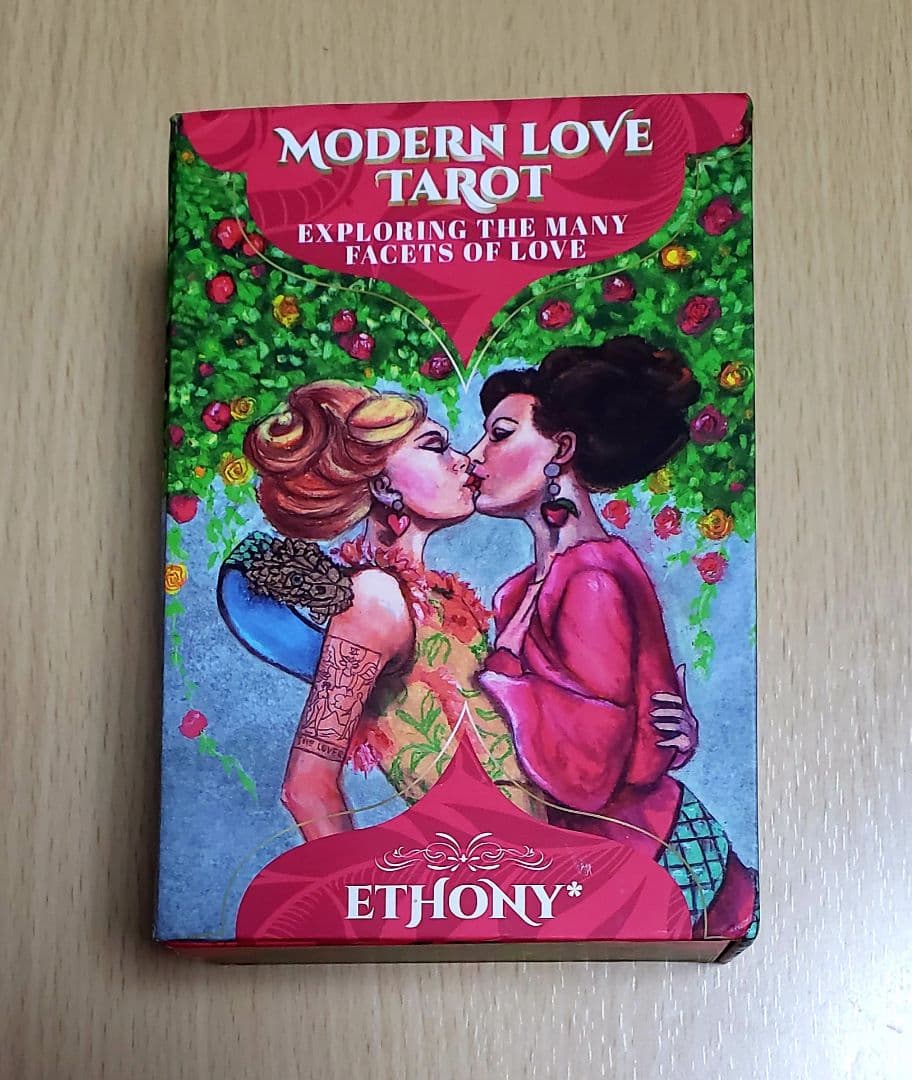 MODERN LOVE TAROT タロットカード