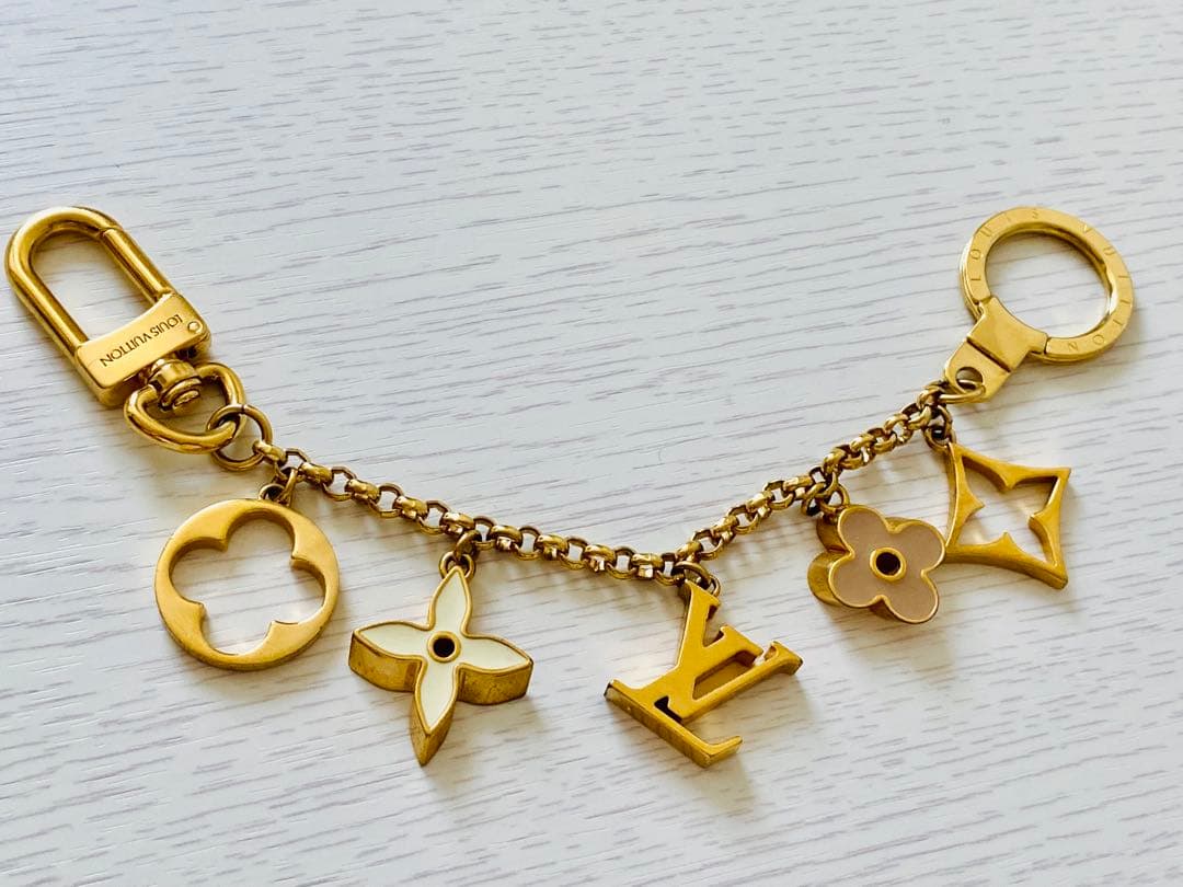 LOUIS VUITTON チェーン・フルール ドゥ モノグラム バッグチャーム