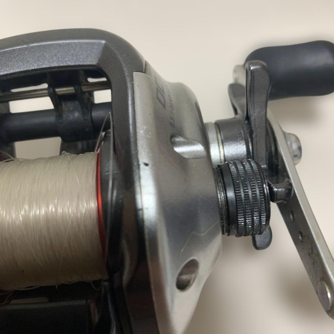 SHIMANO 11スコーピオンDC 右巻き　ベイトリール