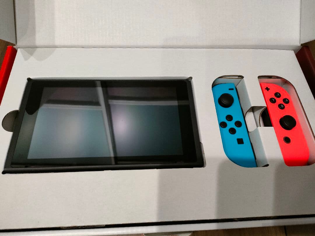 美品！Nintendo Switch 本体 青/オレンジ