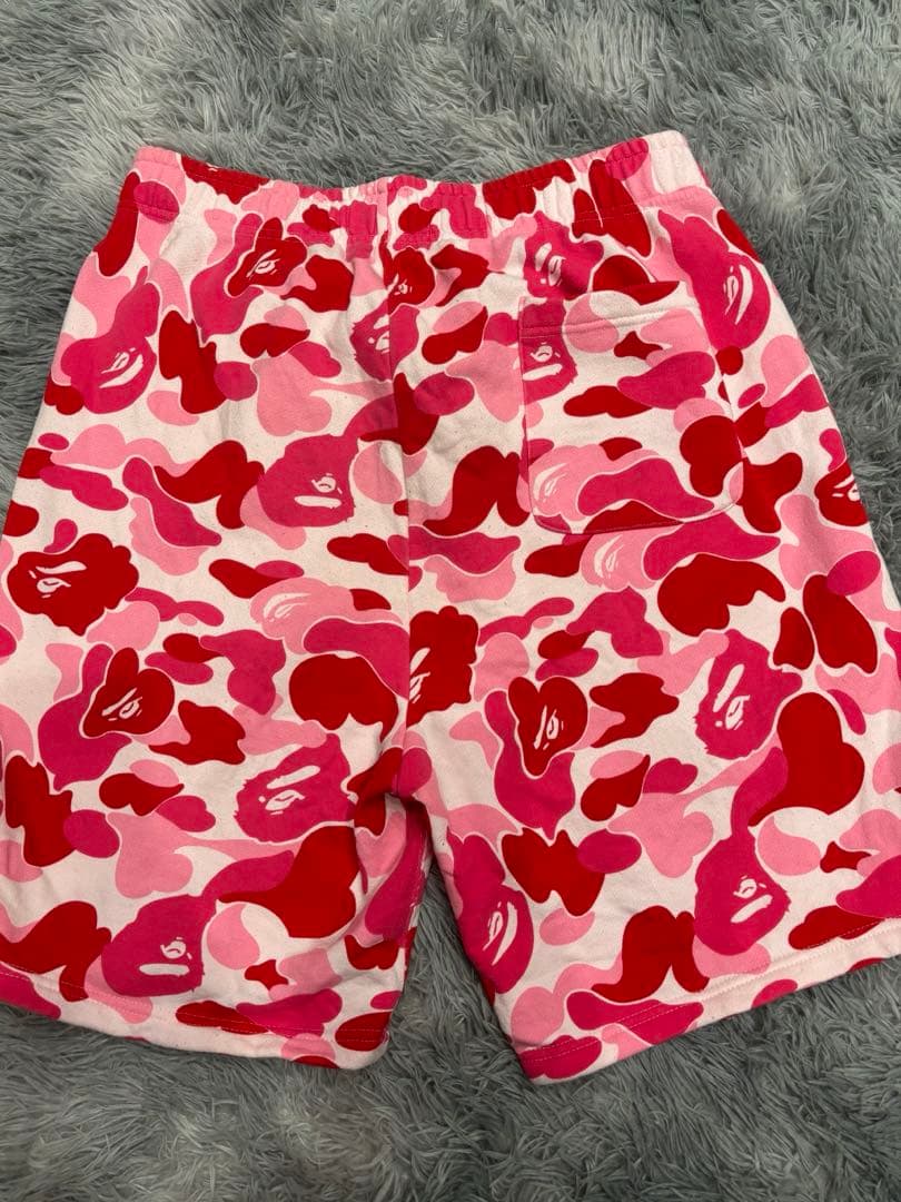 A Bathing Ape 　BAPE シャークピンク　ショートパンツ　Lサイズ