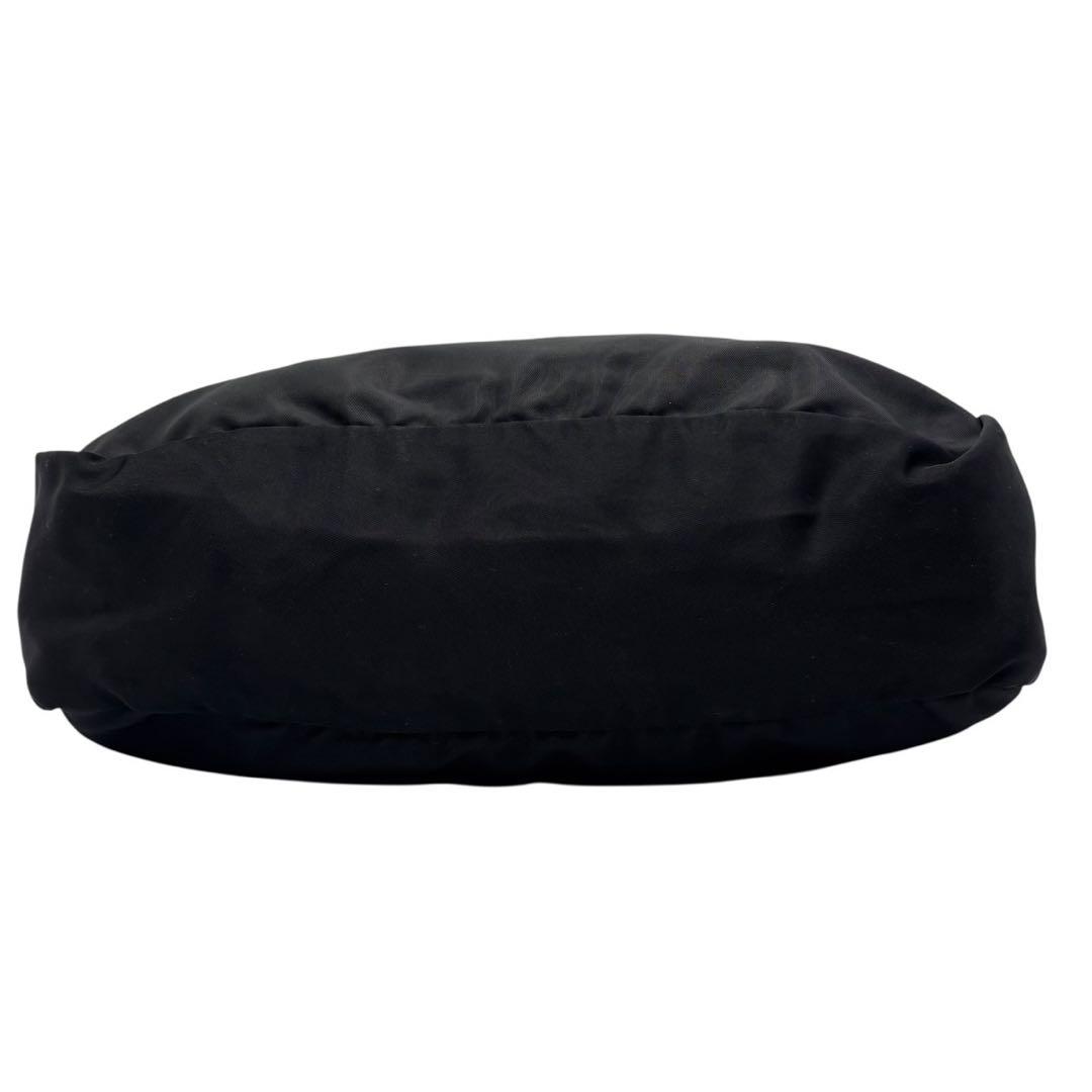 【極美品】PRADA プラダ ナイロン トートバッグ ブラック ロゴプレート