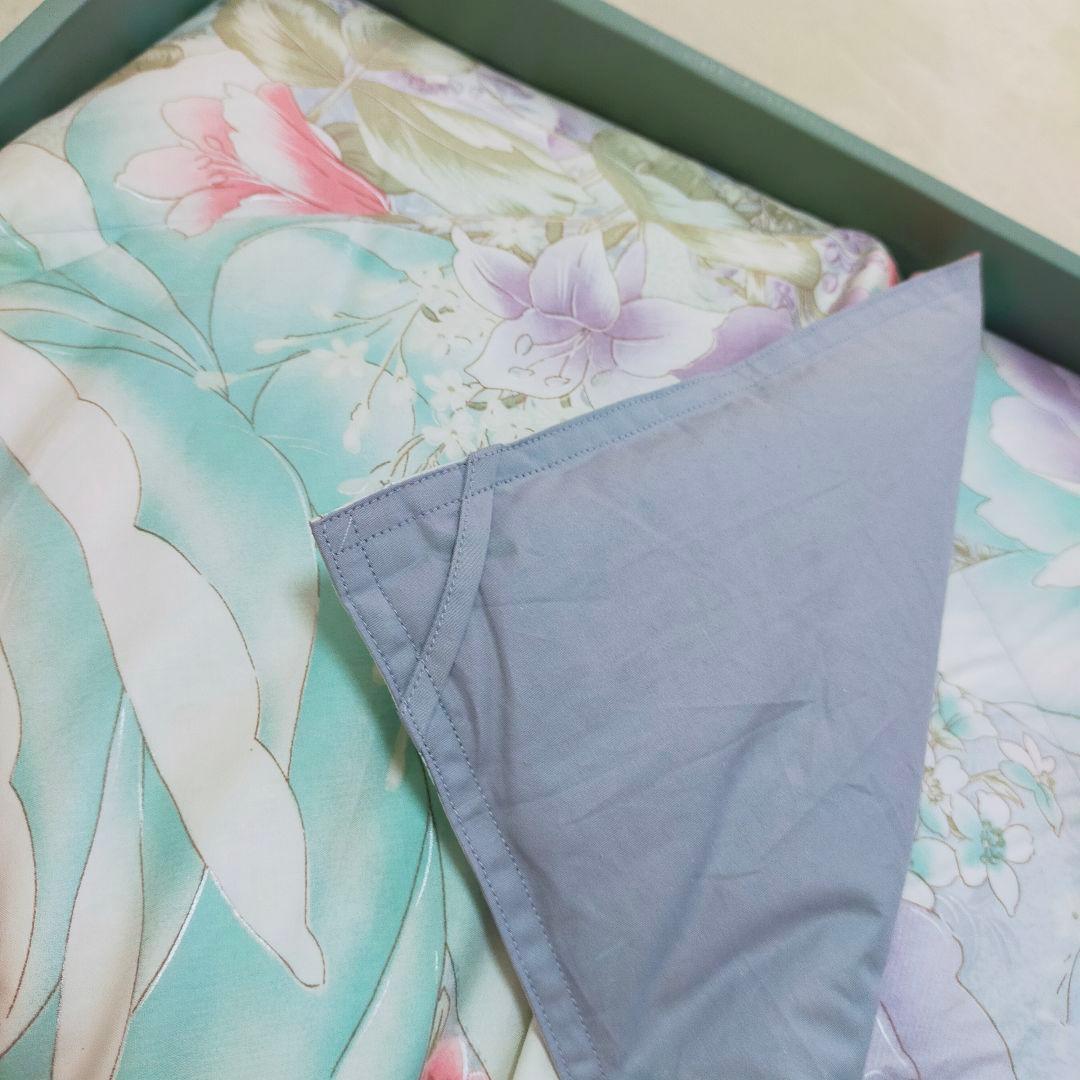 未使用品　ホワイトダウン90%　0.4kg　高級羽毛肌掛け布団