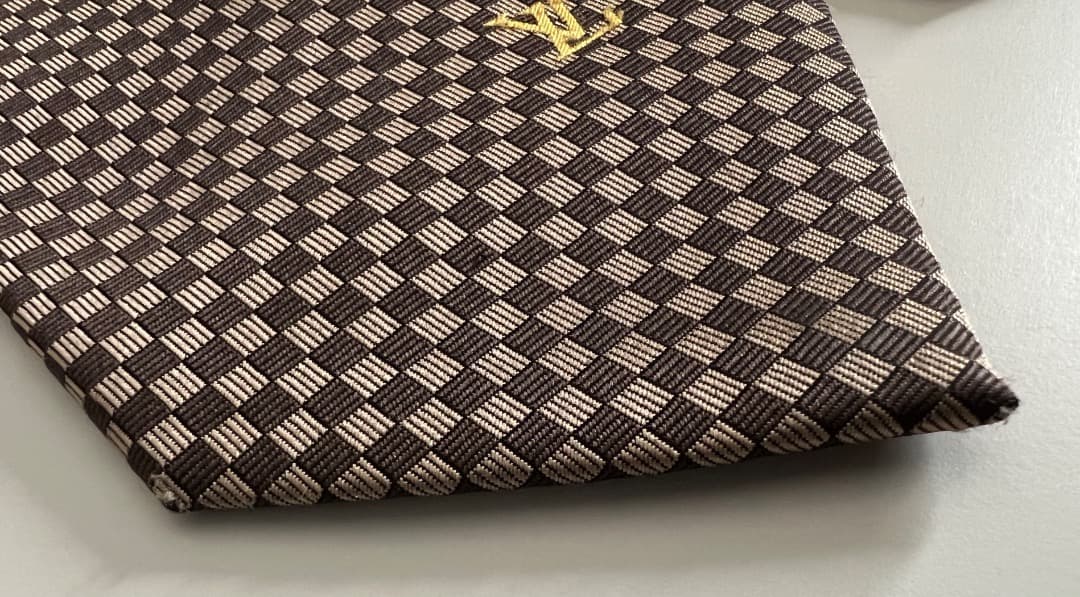 ルイ・ヴィトン ネクタイマイクロダミエ ブラウン