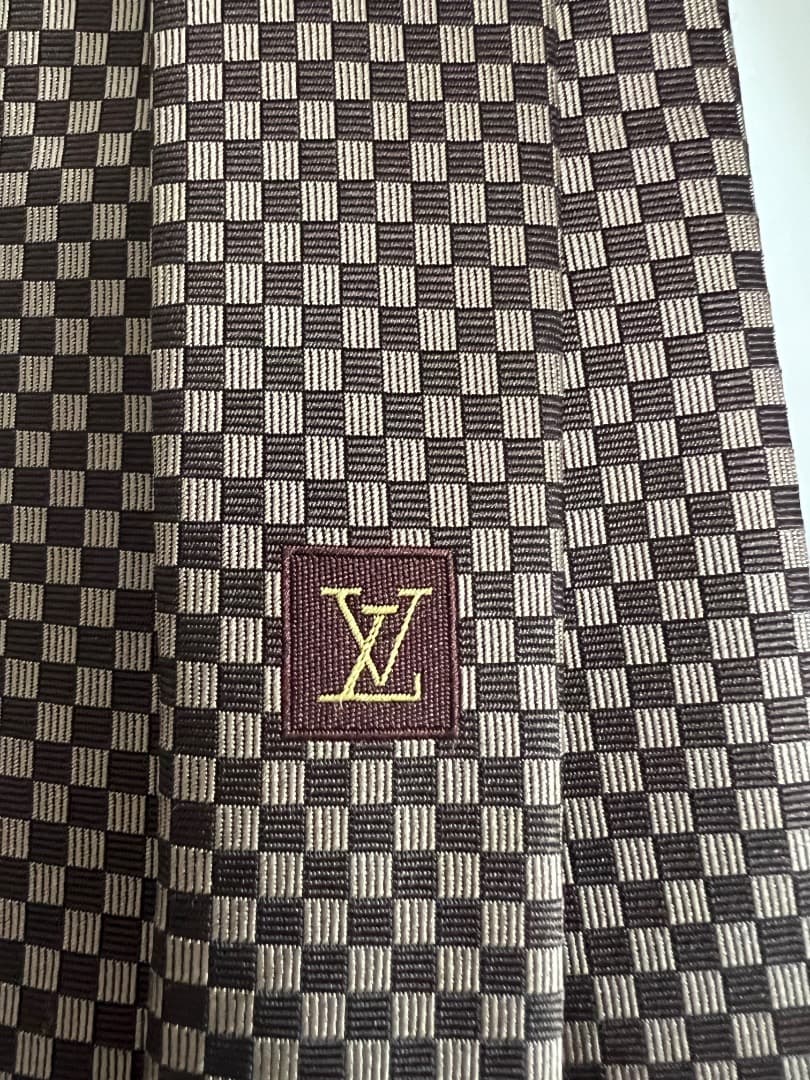 ルイ・ヴィトン ネクタイマイクロダミエ ブラウン