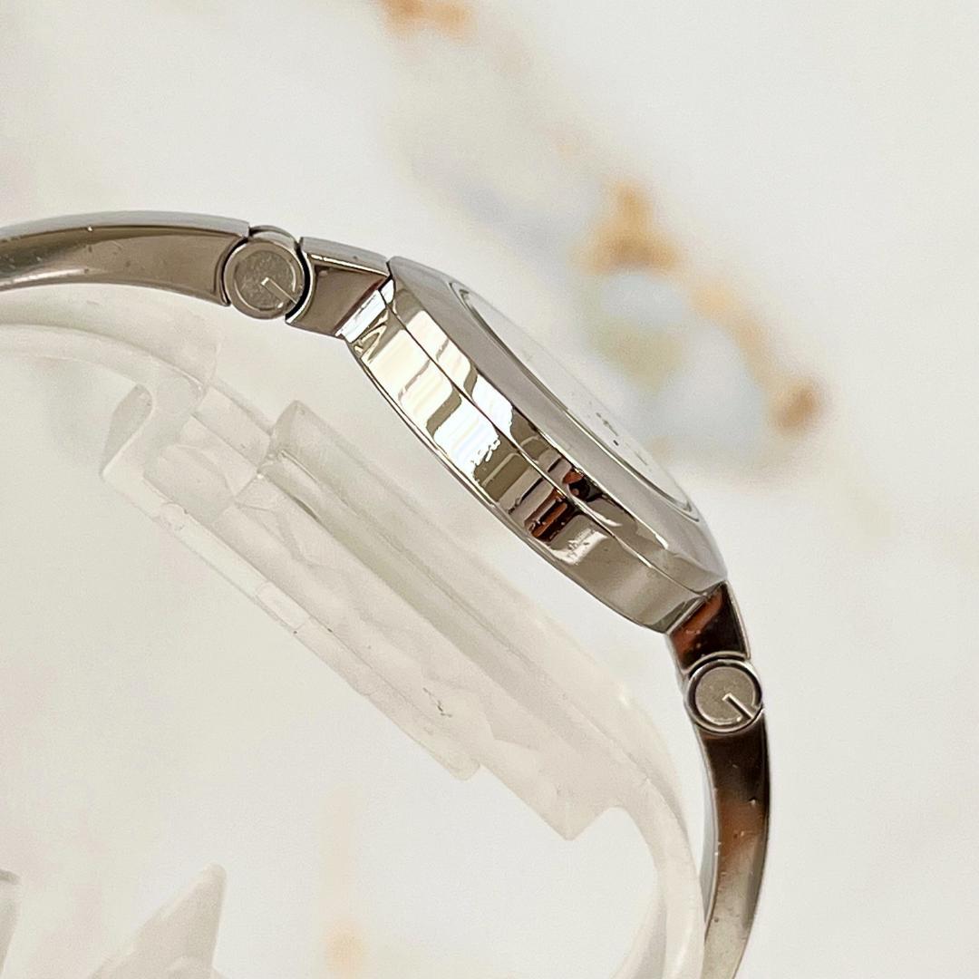 【美貴】稼働品・希少GUCCI 105 シェリーライン バングル 腕時計