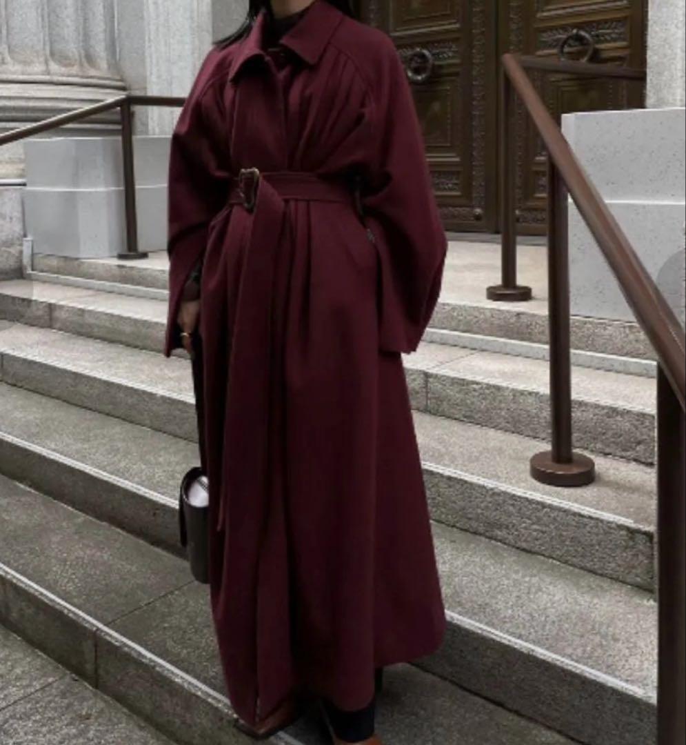 AMERI【フロントギャザーオープンスリーブコート ／バーガンディS】