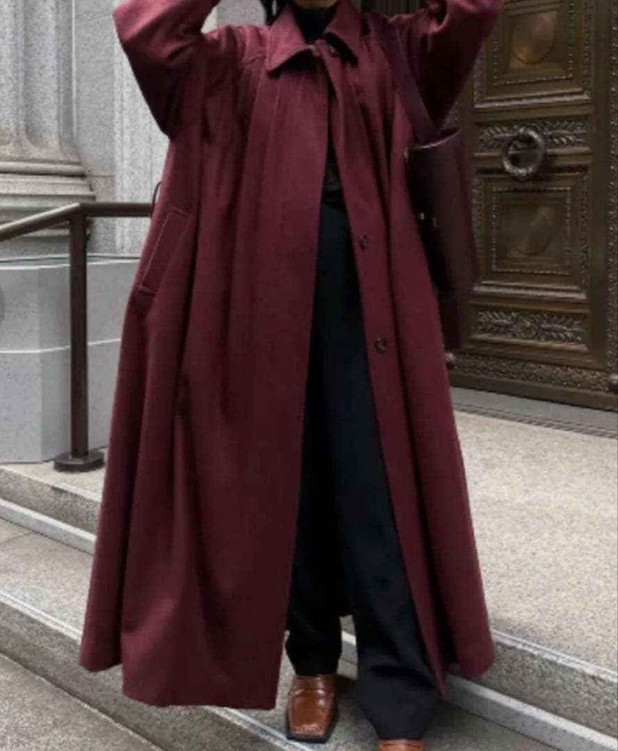 AMERI【フロントギャザーオープンスリーブコート ／バーガンディS】