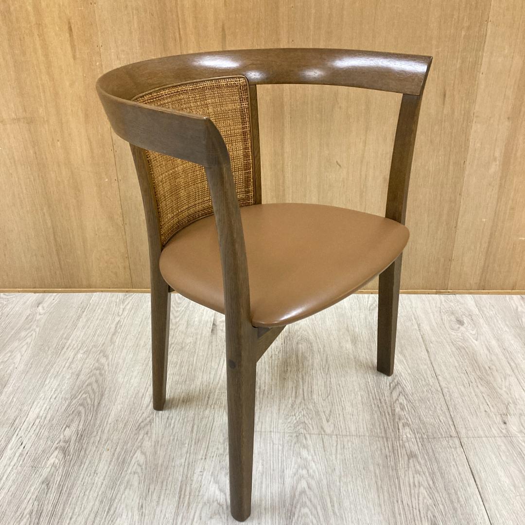 VINO ダイニングチェア　アームチェア　椅子　革製 B