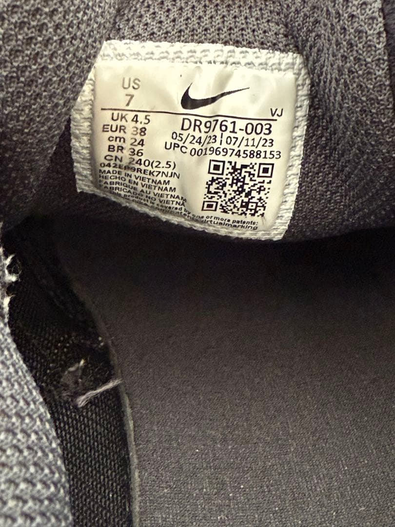 NIKE TECH HERA ナイキテックヘラ　24.0cm