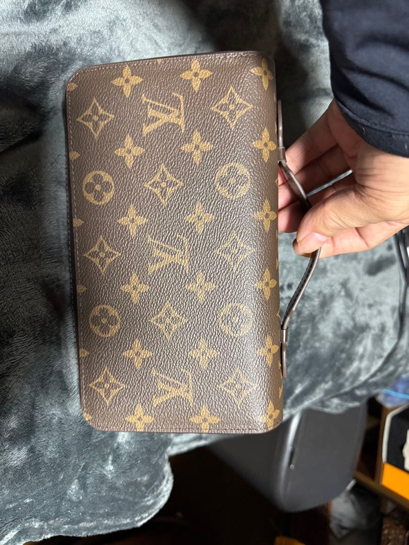 y*u様 Louis Vuitton モノグラム クラッチバッグ