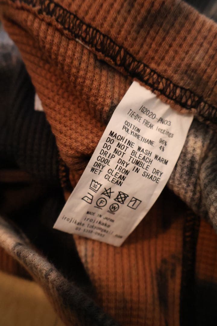 irojikake イロジカケ タイダイ柄スパッツ