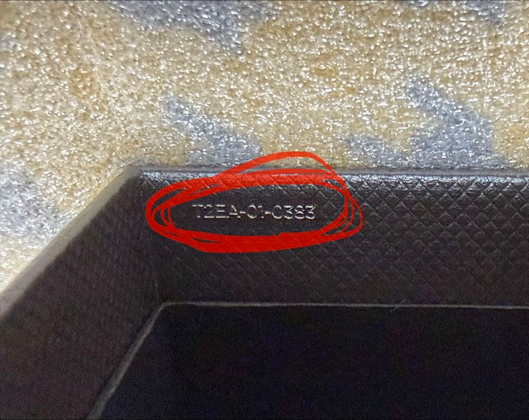 香水(男性用) TOM FORD OUDWOOD Eau de Parfum EDP 100ml