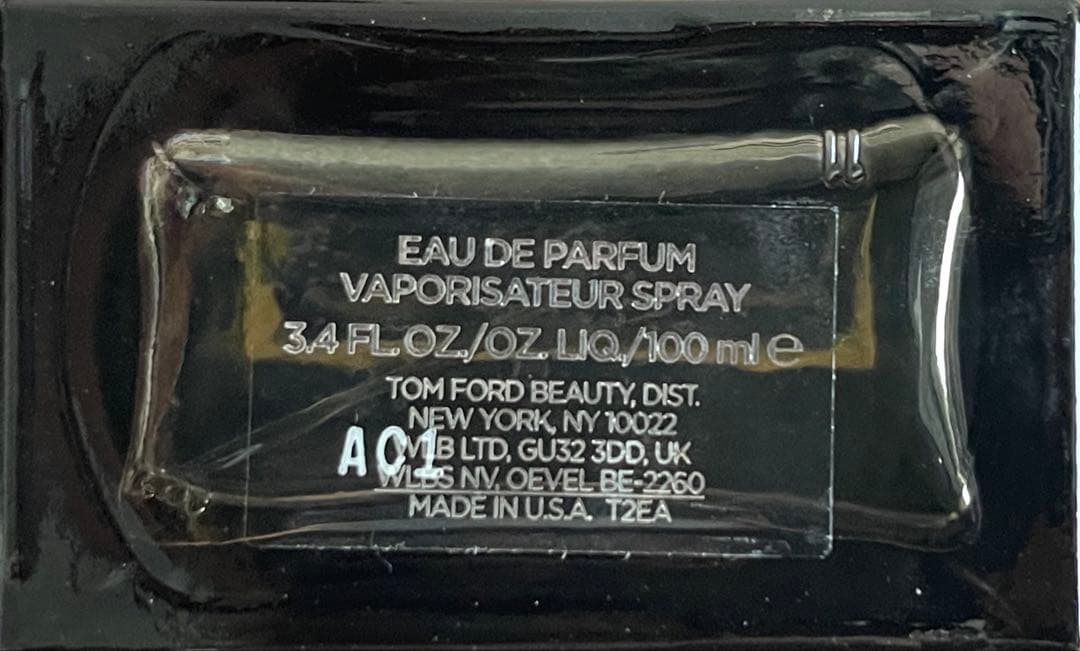 香水(男性用) TOM FORD OUDWOOD Eau de Parfum EDP 100ml