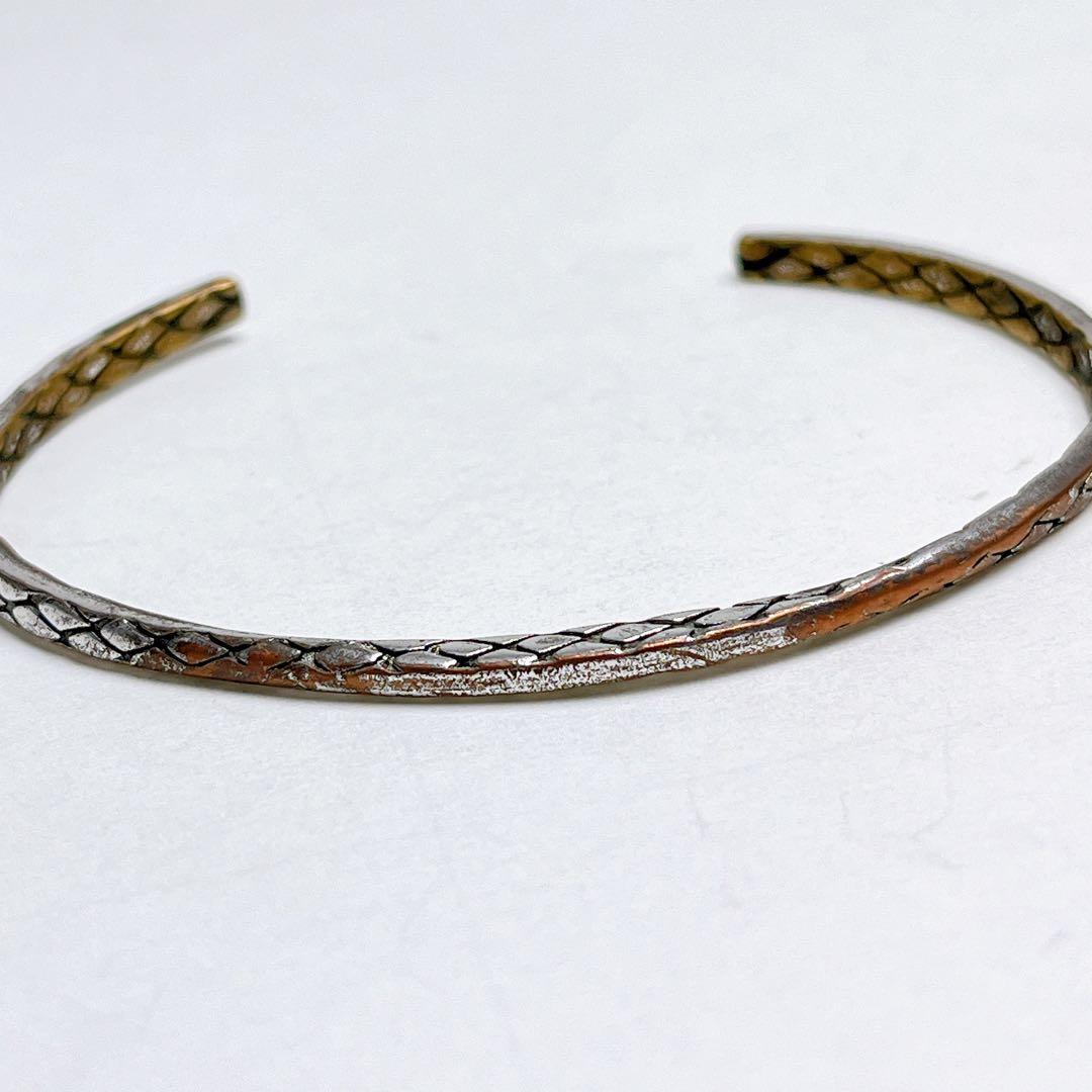 セリーヌ　バングル　スネーク　シルバー