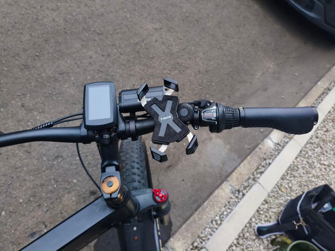 MOVE X 電動アシスト自転車 26インチファットタイヤ 折りたたみ