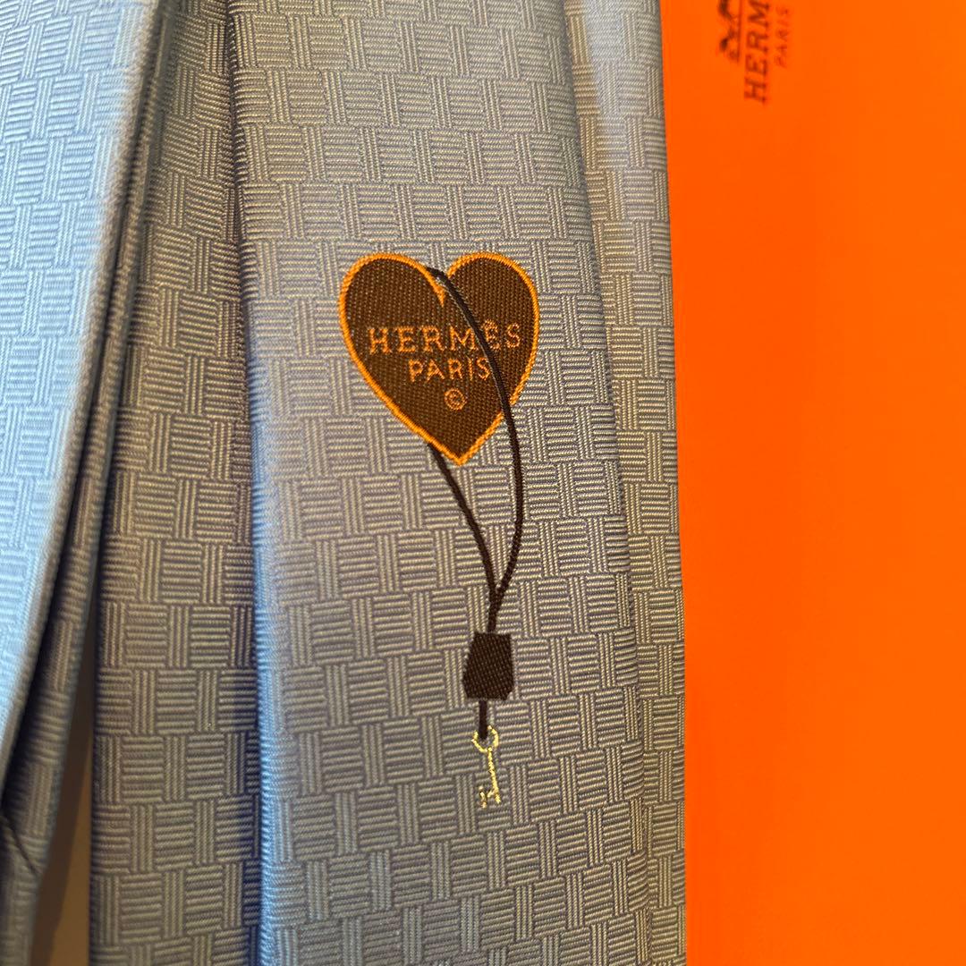 HERMES ライトブルー ネクタイ　新品未使用タグ付き