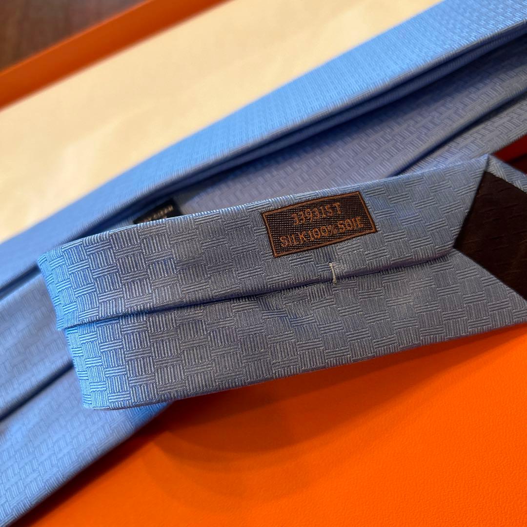 HERMES ライトブルー ネクタイ　新品未使用タグ付き